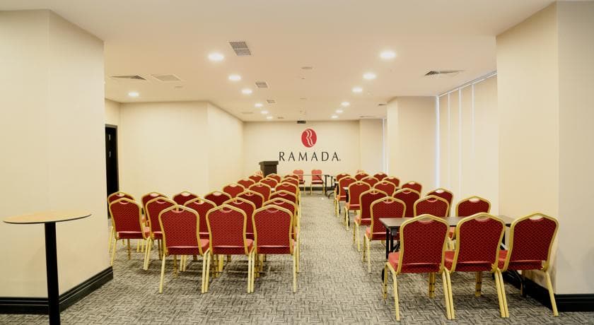 Ramada Hotel & Suites İstanbul Şişli-27