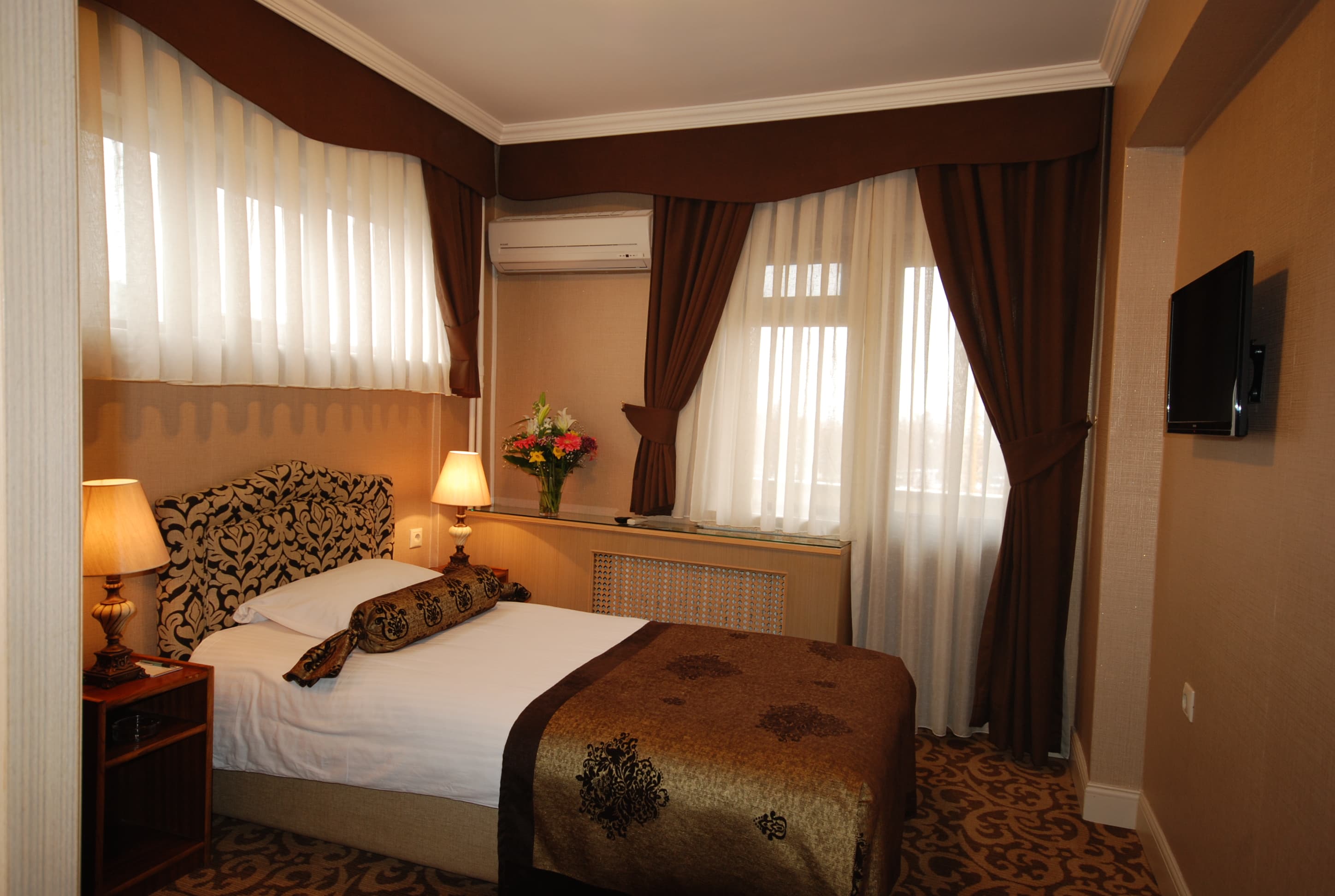 Otel Mithat-25