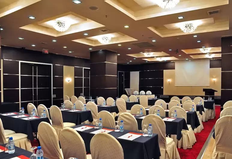 Ramada by Wyndham Ankara-7