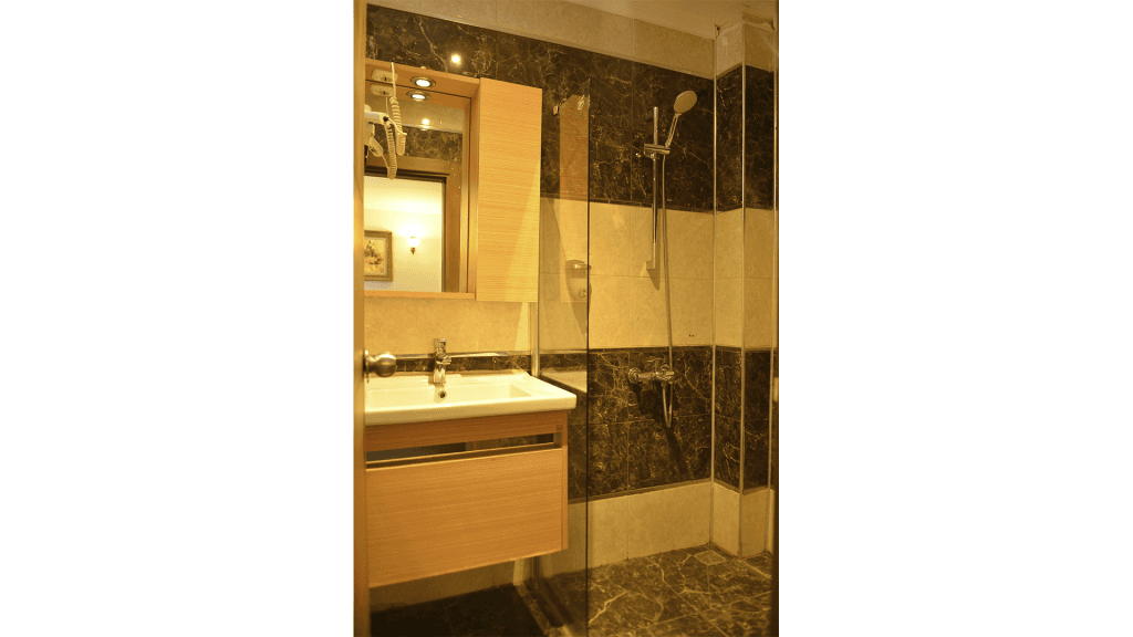 Pure Diamond Hotel-17