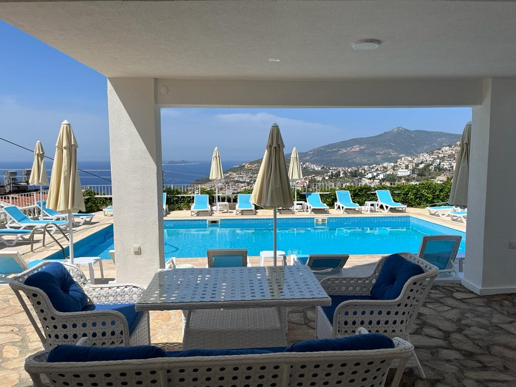 Marquis Blue Hotel-19