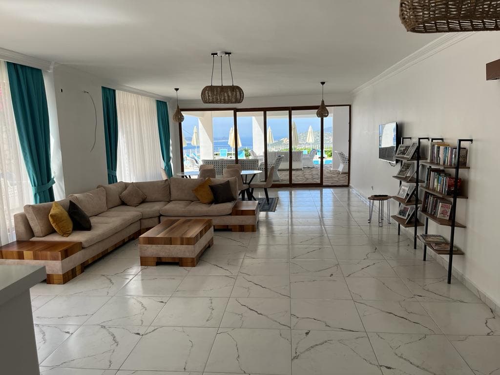 Marquis Blue Hotel-14