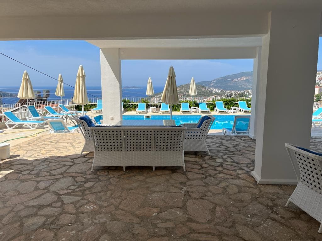 Marquis Blue Hotel-4