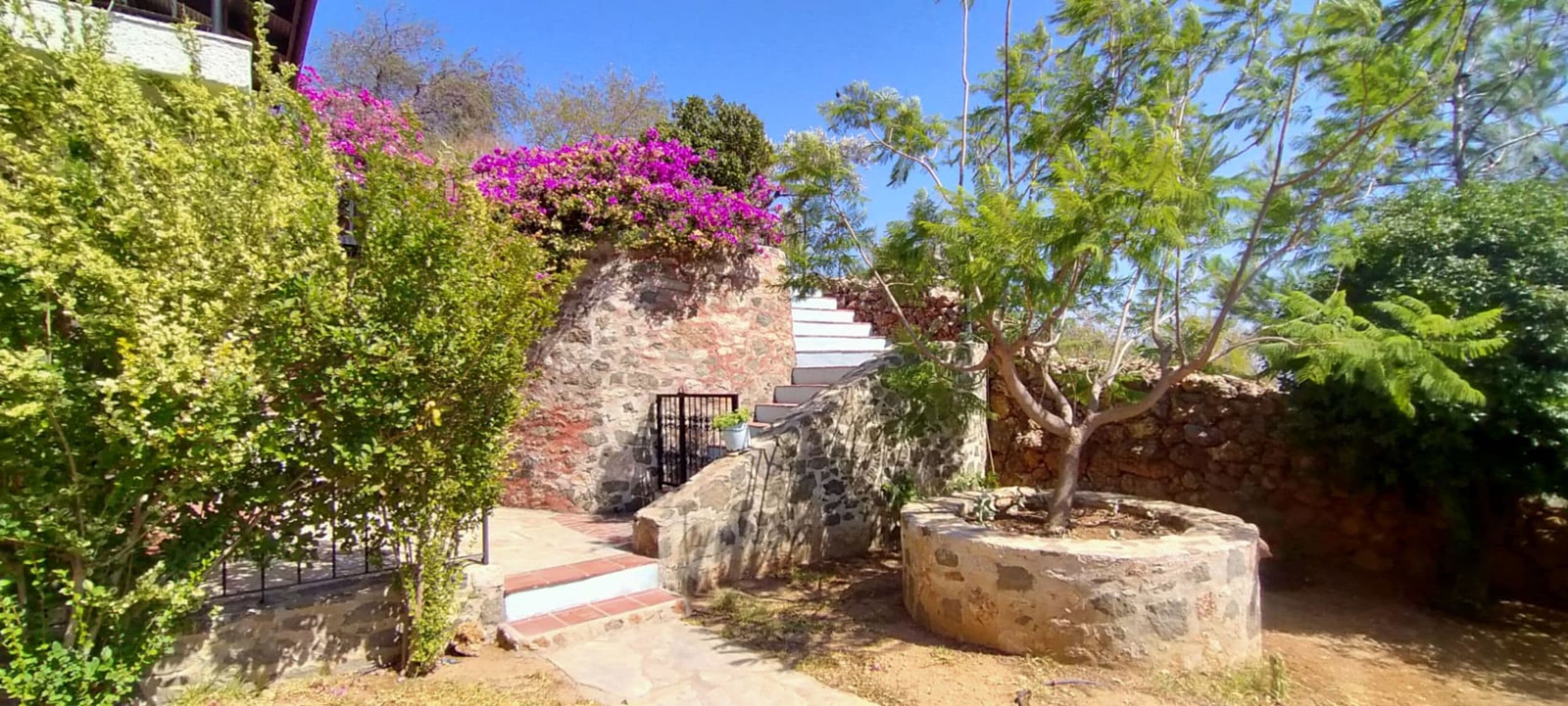 Şato Triopia Butik Otel Datça-23