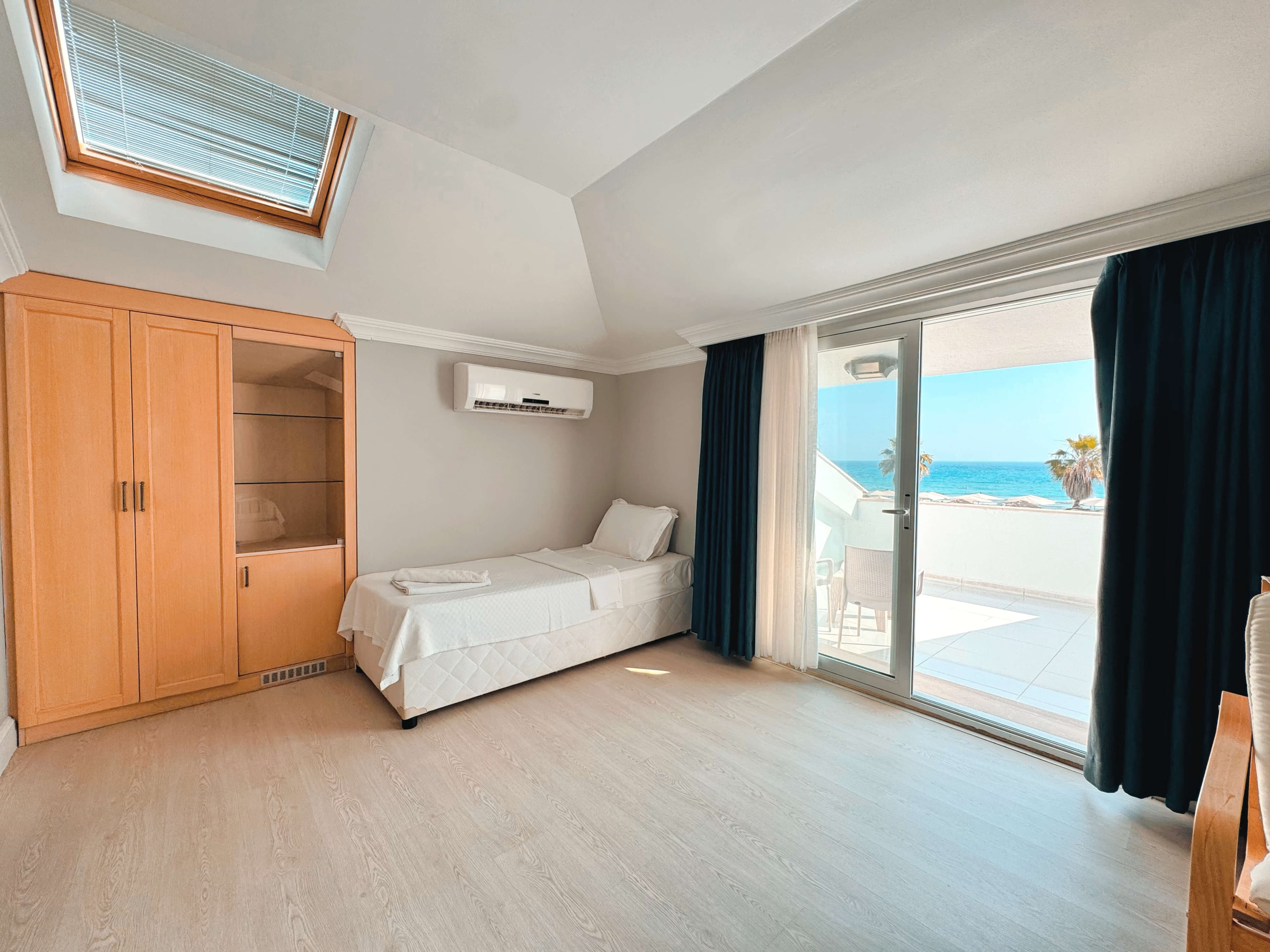 Palm Bay Beach Hotel-71