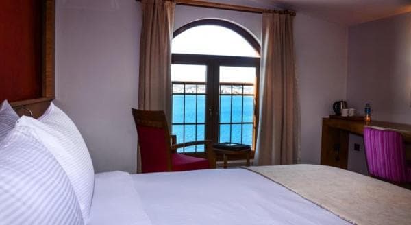 Deniz Manzaralı Standart Oda 1