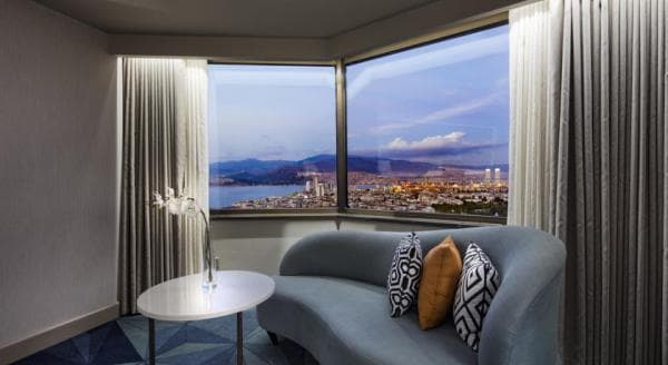 Deluxe Room With Sea View 3