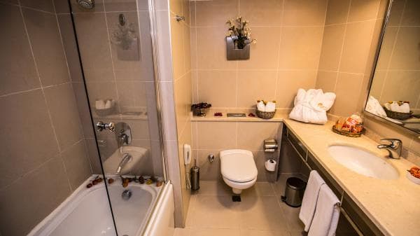 Kenar Deniz Manzaralı Oda 4