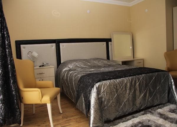 Standart Double Oda 2