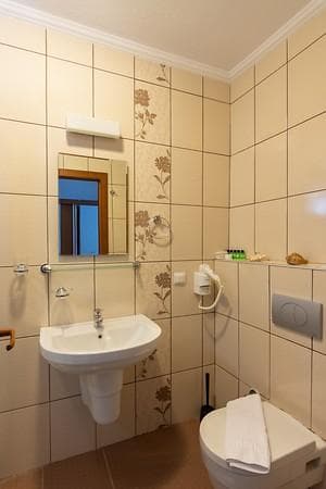 3 Kişilik Standart  Oda 3