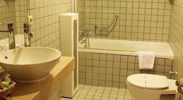 QUAD ROOM 3