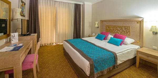 Kara Manzaralı Standart Oda 1