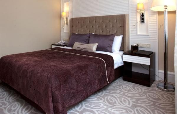 Standart Double Oda French Bed 1