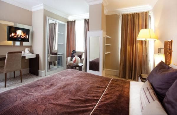 Standart Double Oda French Bed 2