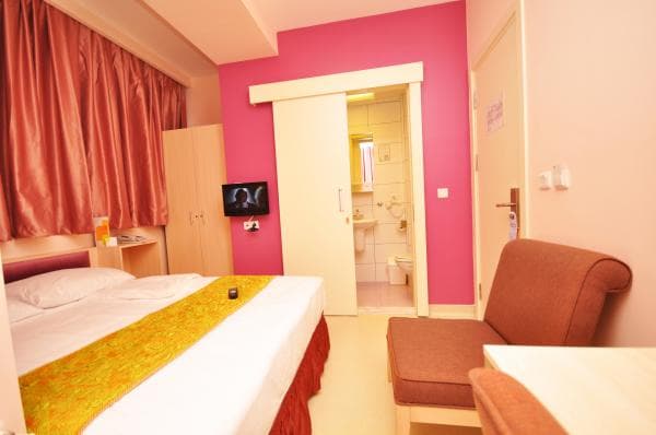 Standart Çift Kişilik Oda 1