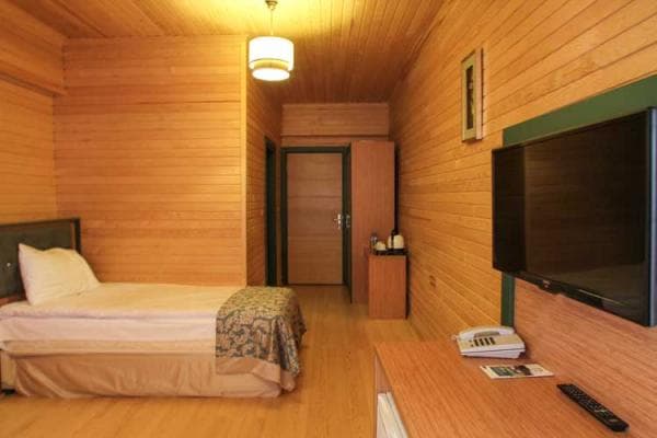 Ekonomik Manzarasız Oda	 2