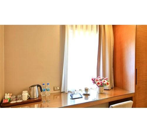 Superior Room King Bed 3