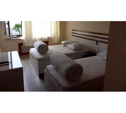 Standard Room	 3