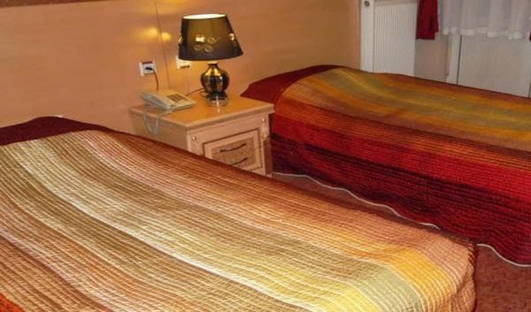 Standart Çift Kişilik Oda 4