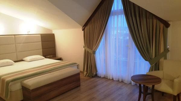 Deluxe Balkonlu Oda 1