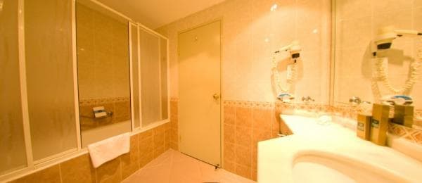 Deluxe Balkonlu Oda 4