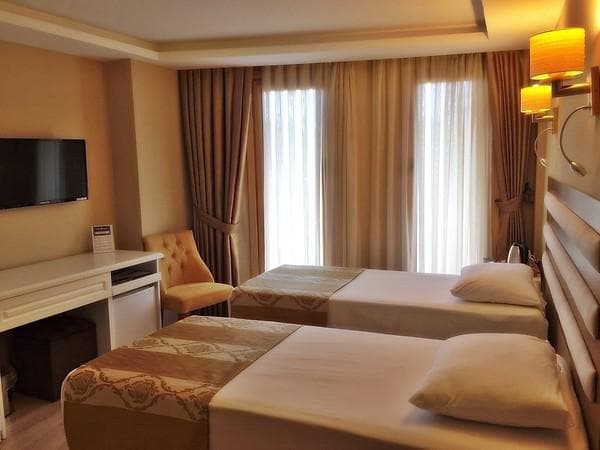 Kısmi  Deniz  Manzaralı Oda  ( Twin Oda) 1