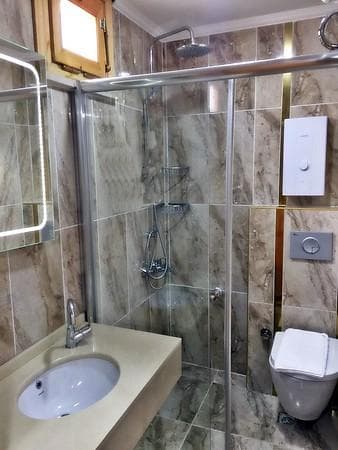 Kısmi Deniz Manzaralı Oda (Double Yataklı) 4