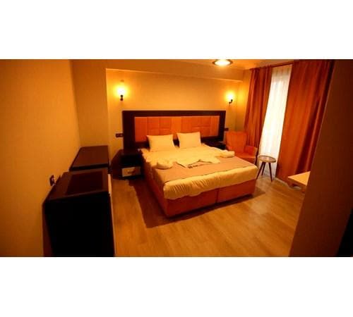 Deluxe Şehir veya Dağ Manzaralı Oda 1