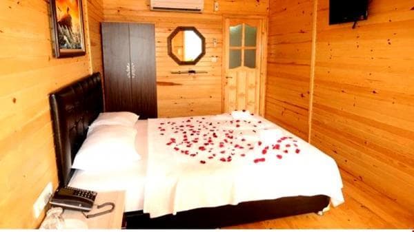 Deniz Manzaralı İki kişilik oda 1