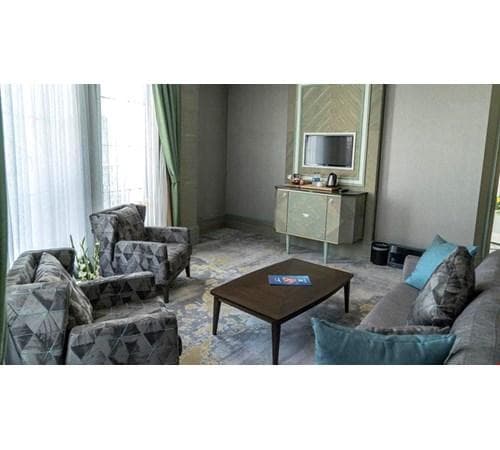 Family Suite 2