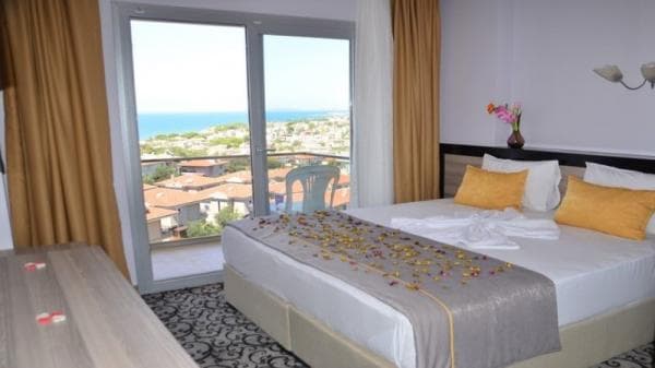 Standart Şehır Manzaralı Oda 4