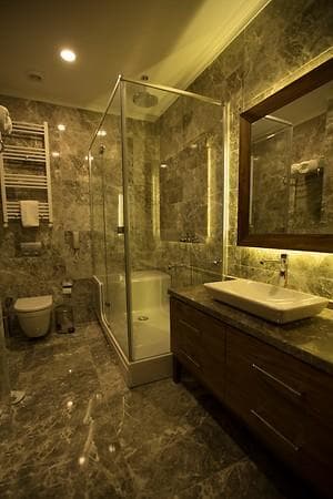 Deluxe Bahçe Manzaralı Oda 4