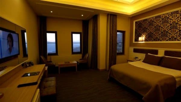 Deluxe Bahçe Manzaralı Oda 1