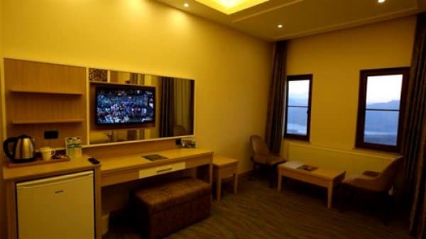 Deluxe Bahçe Manzaralı Oda 3