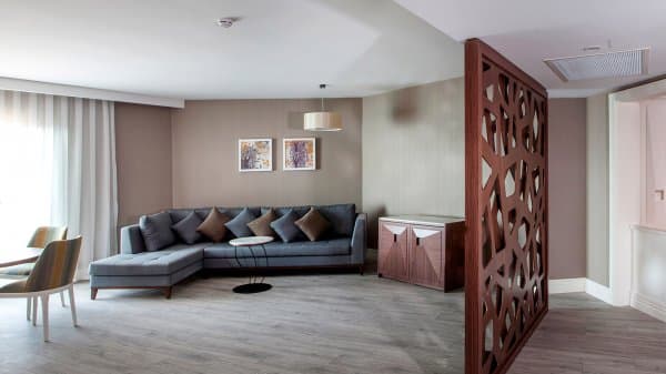 Deluxe Suite Forest 2