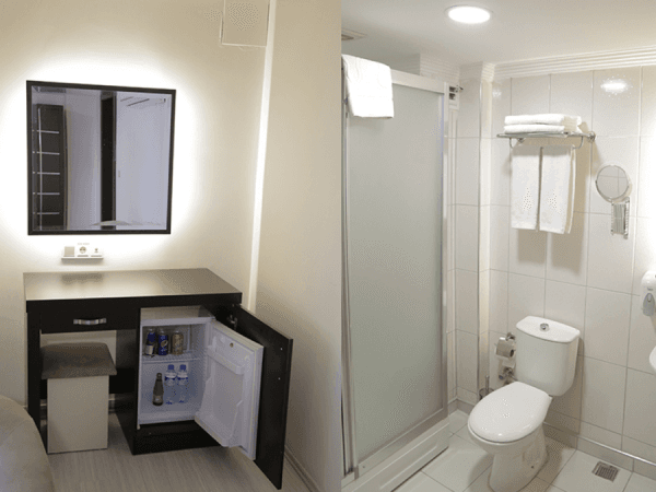 Standart İki Kişilik Oda 4