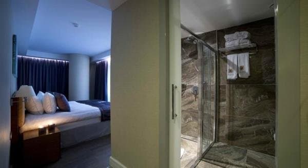 2 Bedroom Apartment With Kitchen BB 4