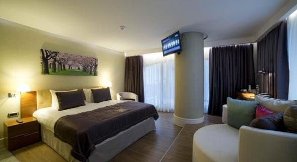 2 Bedroom Apartment With Kitchen BB 3