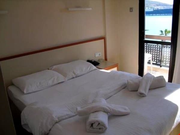 Deniz Manzaralı Standart Oda  2