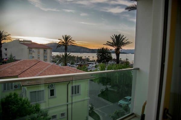 Deniz Manzaralı Oda 2