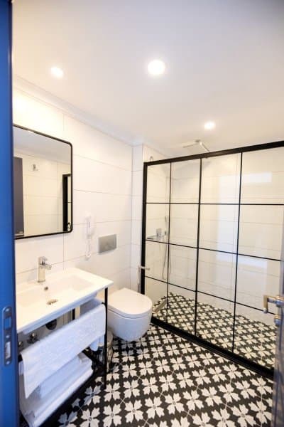 Standart Deniz Manzaralı Oda 4