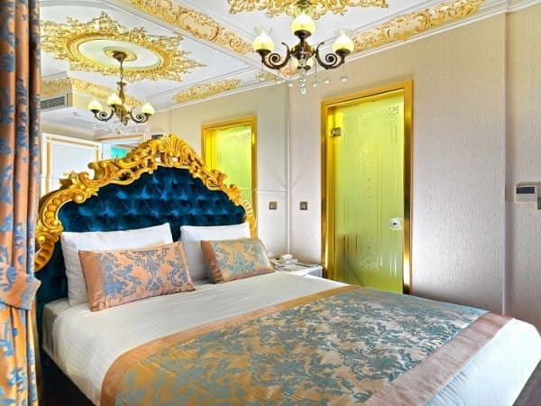 Standart Çift Kişilik / İki Kişilik Oda - Sokak Manzaralı	 3