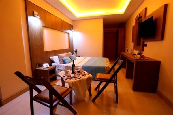 Göl Manzaralı Standart Oda 3