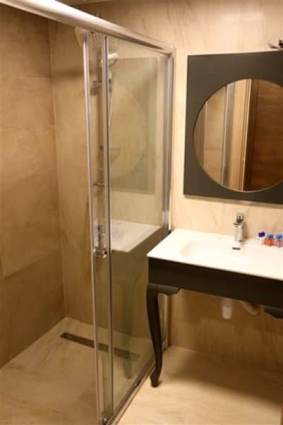 Göl Manzaralı Standart Oda 4