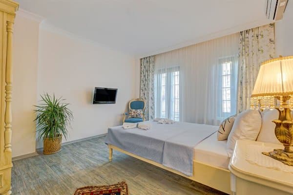 Bahçe Katı Standart Çift Kişilik Oda 2