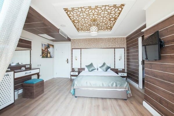 Deniz Manzaralı Standart Oda 2