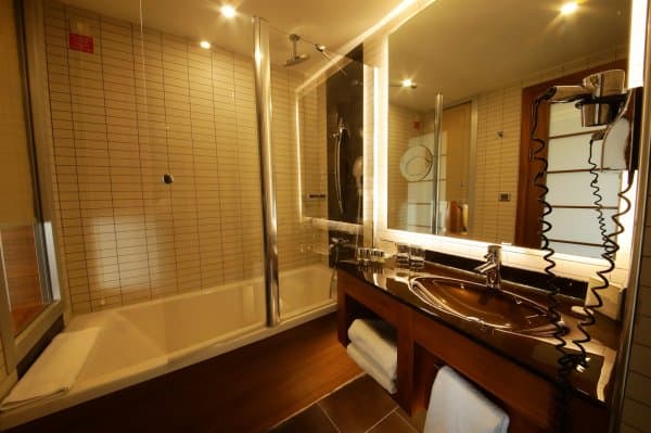 Superior Deniz Manzaralı Oda 3