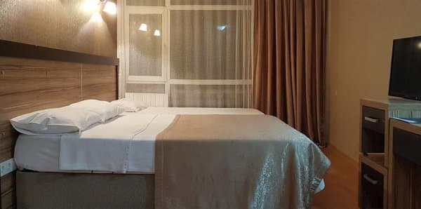 Bağlantılı Aile Odası  1+1, 1.Yatak Odası Double Yatak,2. Yatak Odası Twin Yatak 3