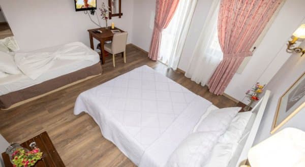 Standart Deniz Manzaralı Oda 4