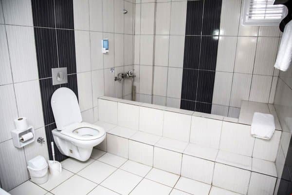 Studio Suite, Balcony, Pool View (Attic) 4